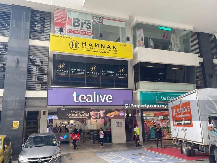 tealive kl traders square